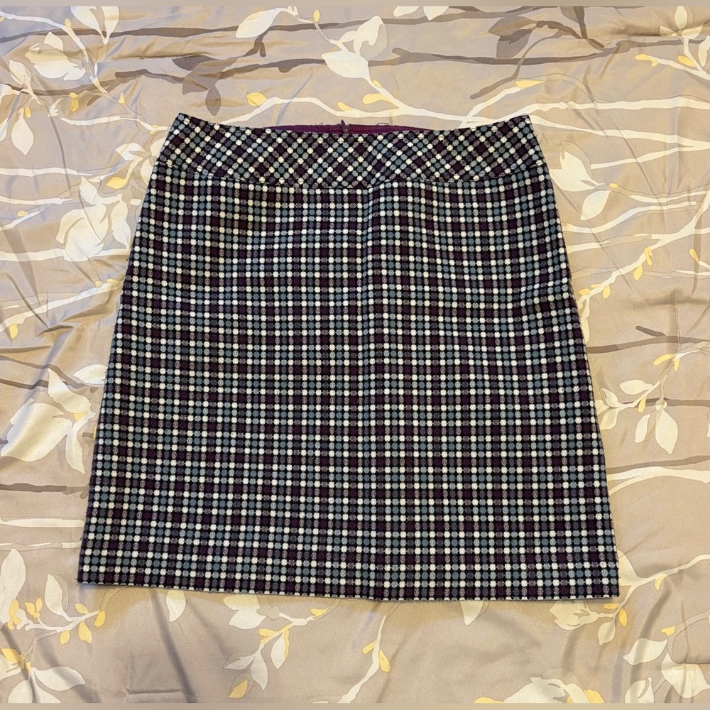 Mantles Elegant Checkered Pencil Skirt